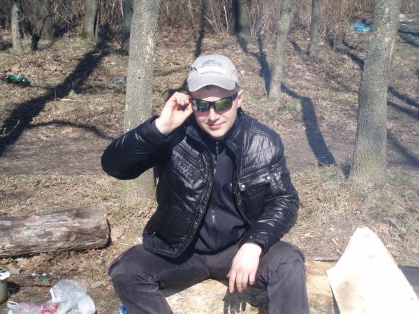 Алексей Тихонов