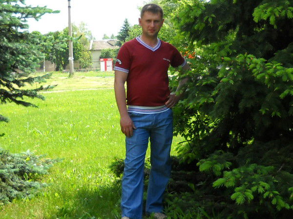 Андрей Коломоец