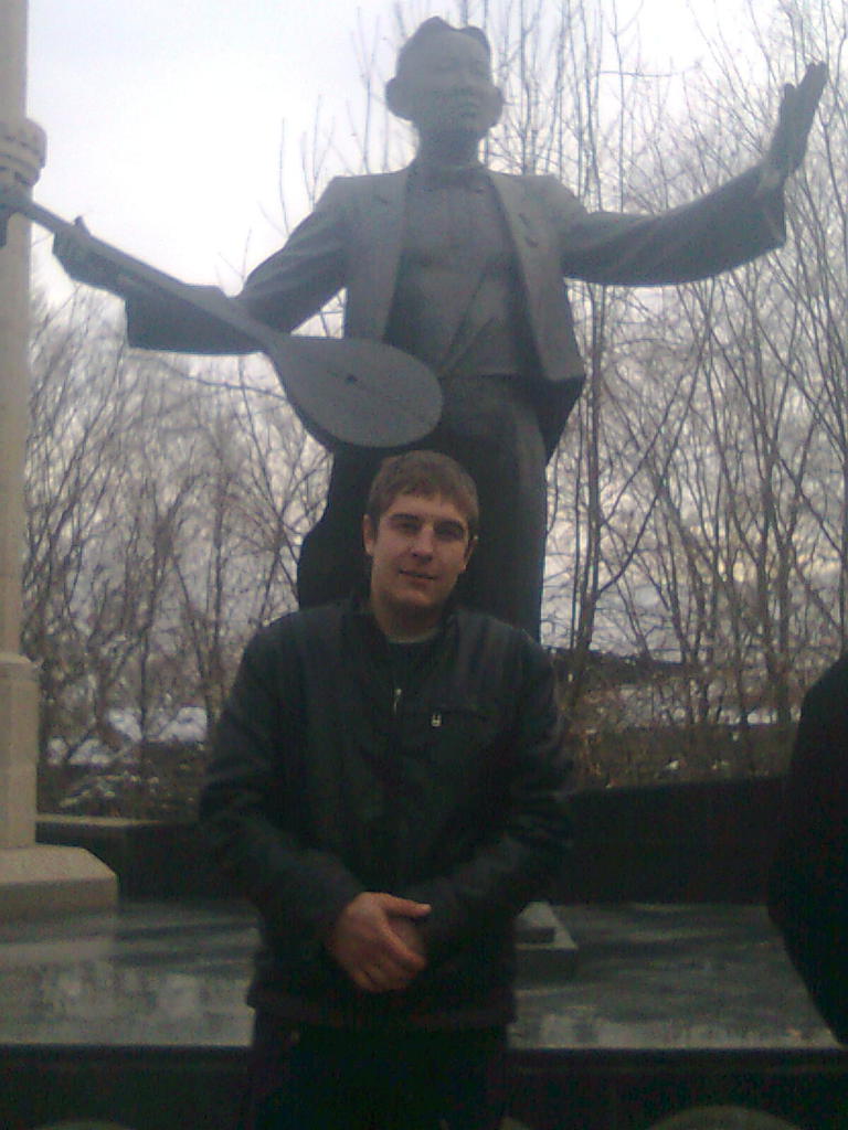 Ден Морозов