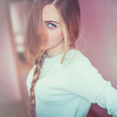 Александра Дроздова