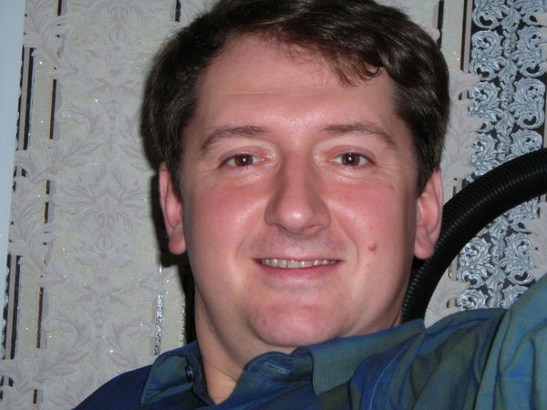 Александр Серов