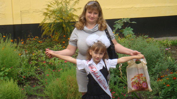 Оленька Могильная