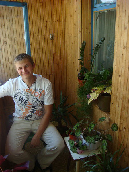 Евгений Антонов