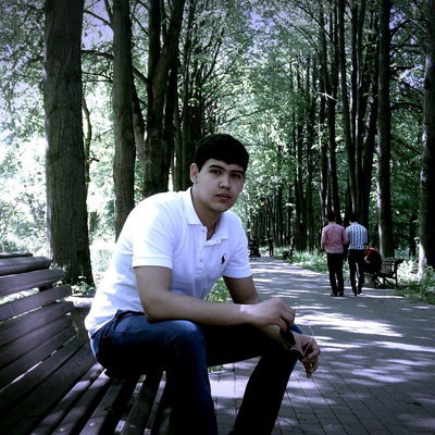 Анвар Сабуров