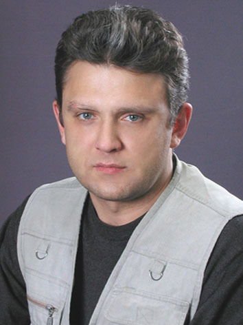 Сергей Азаров