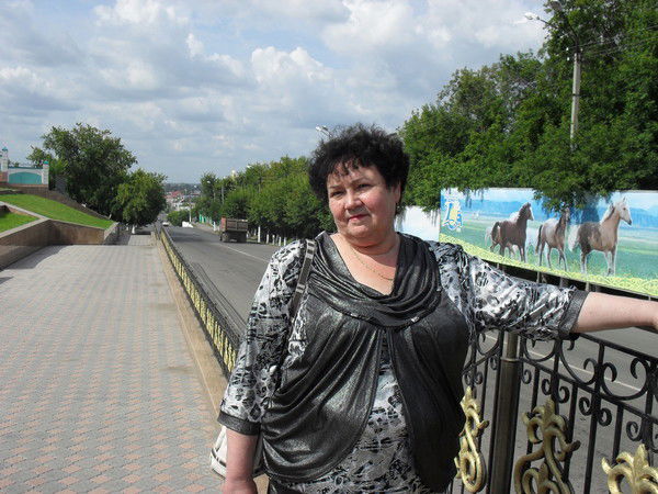 Людмила Гусельникова