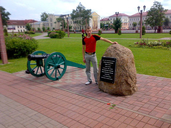 Александр Хмелевский