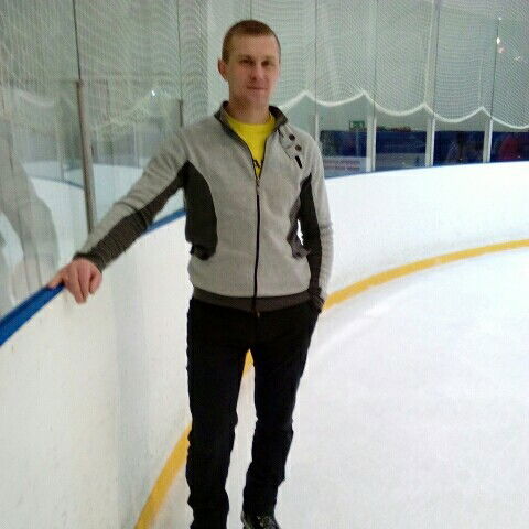 Антон Смирнов