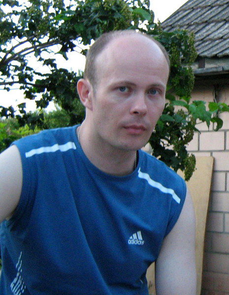 Виталий Огурцов