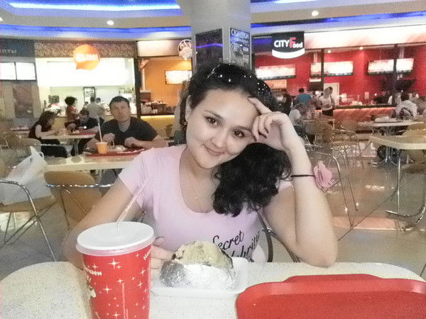 Асель Жемангулова