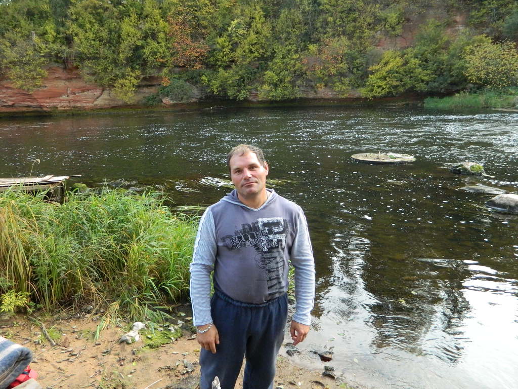 Владимир Комиссаров