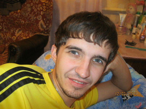 Валентин Велес