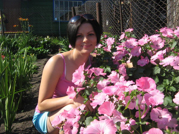 Анна Колташева