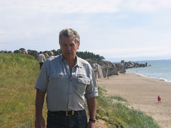 Олег Мозолев