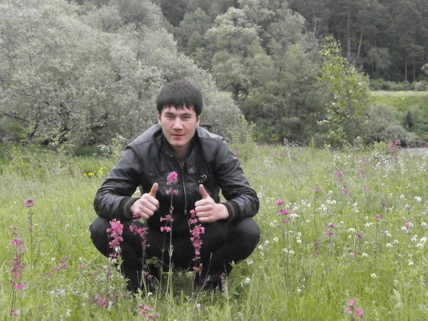 Руслан Атаханов