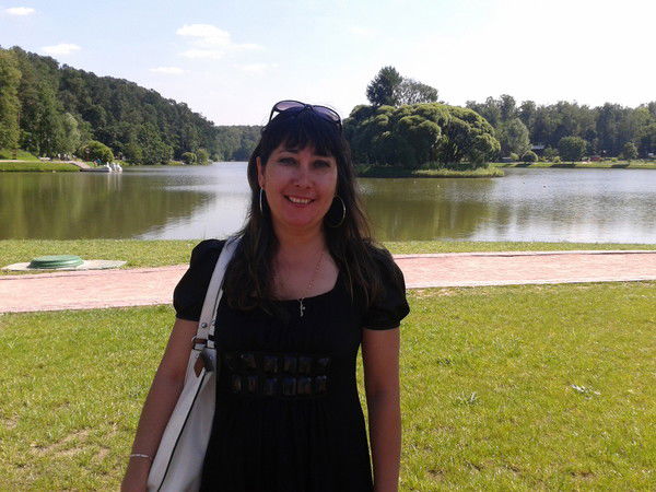 Лола Дурдыева