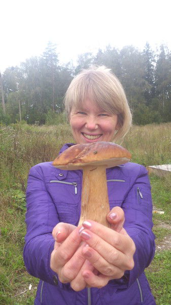 Елена Леонова