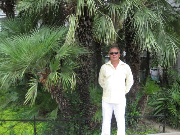 Виталий Санников