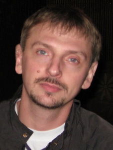 Роман Компачев