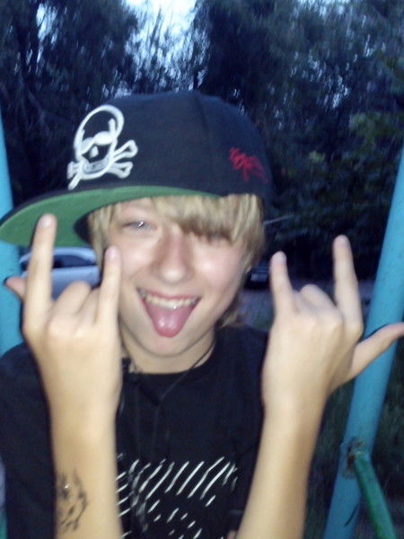 Саша Xомцов