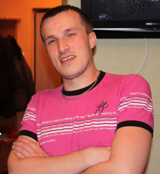 Рома Ларионов