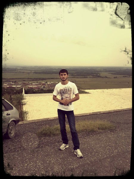 Зелимхан Хасуханов