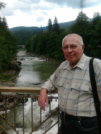 Геннадий Иванов