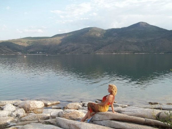 Александра Литвинова