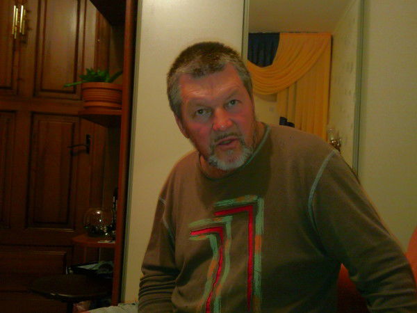 Слава Лапин