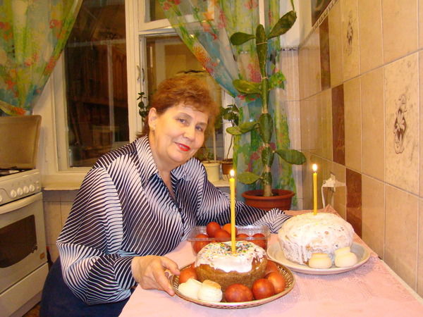 Нелли Сухинина