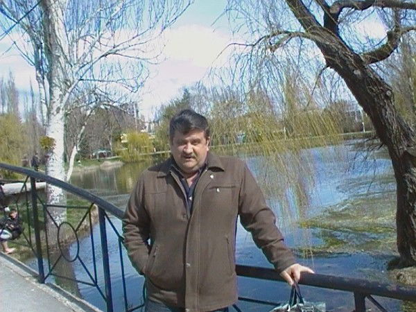 Олег Гончар