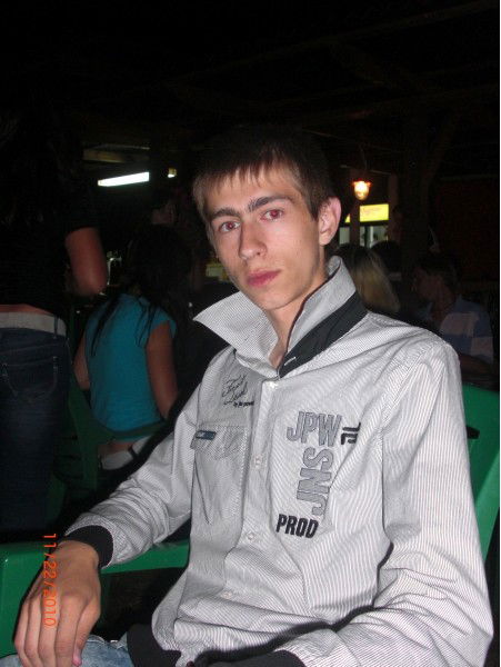 Артемий Иванов