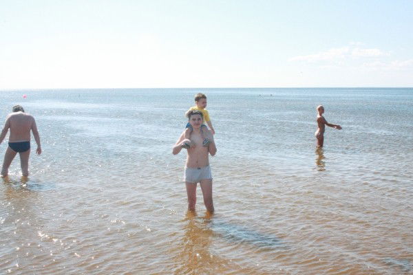 Анварчон Барот