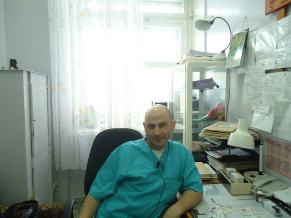 Саша Абуров