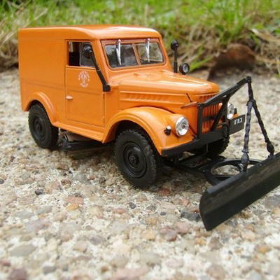 Иосиф Исаковский