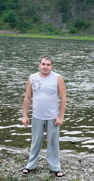 Олег Холщевников