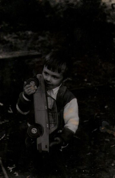 Анатолий Щёлоков