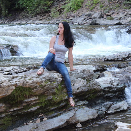 Анна Лазычева