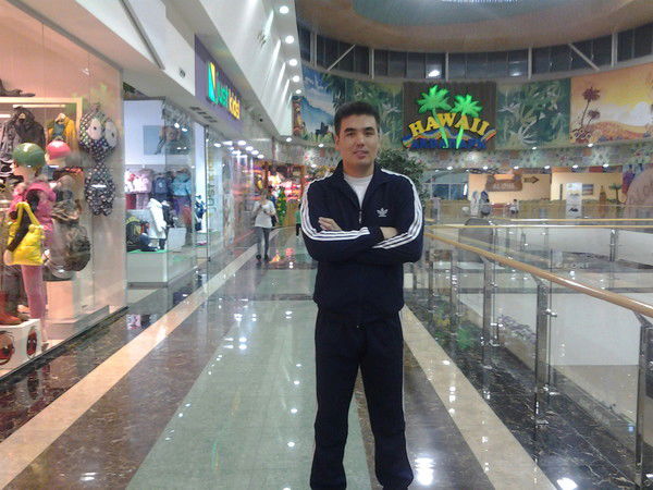 Кайрат Султанбаев