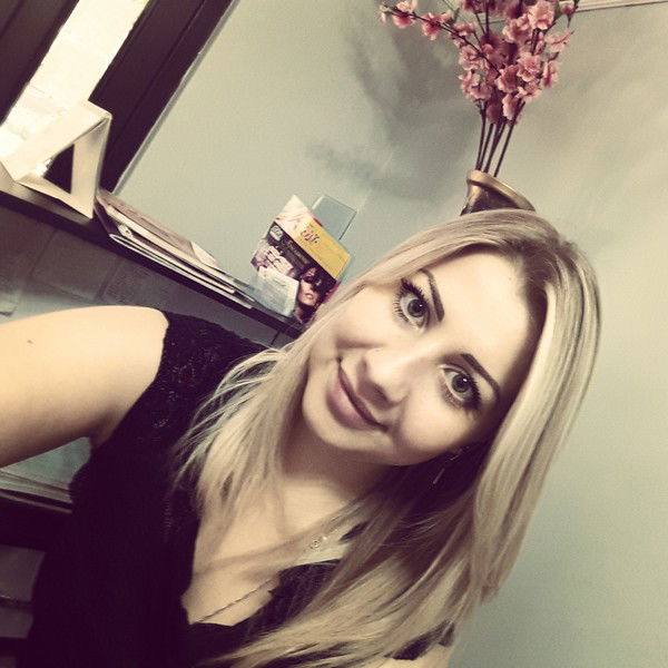 Анна Орешина