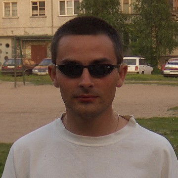 Роман Плосков