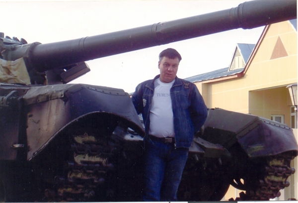 Анвар Идрисов