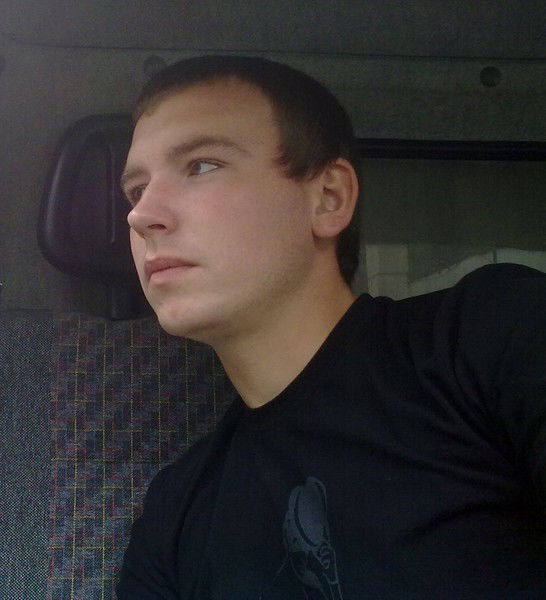 Максим Федотов