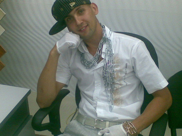 Паша Дмитренко