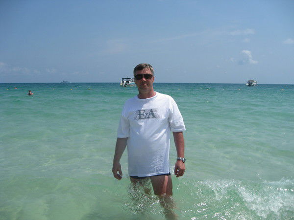 Александр Устьянцев