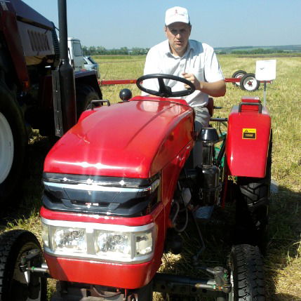 Алексей Емельянов