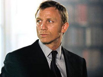 Джеймс Бонд