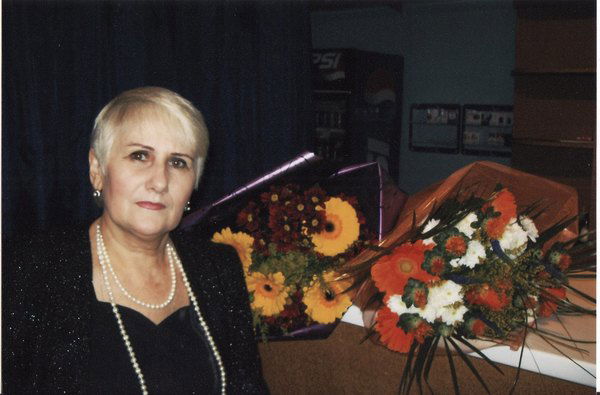 Люда Гутова