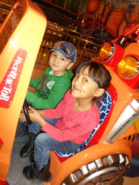 Юлдуз Ахмадалиева