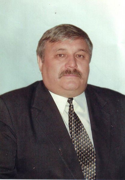 Евгений Петров